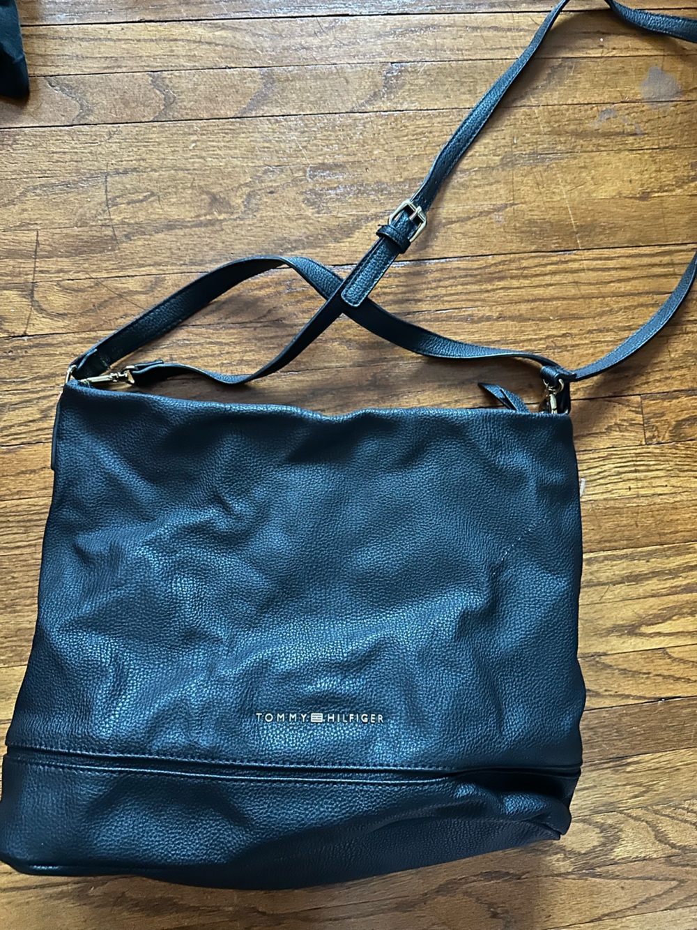 Tommy Hilfiger Black Pebbled Leather Messenger Bag